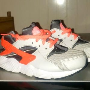 Kids Nike Huaraches